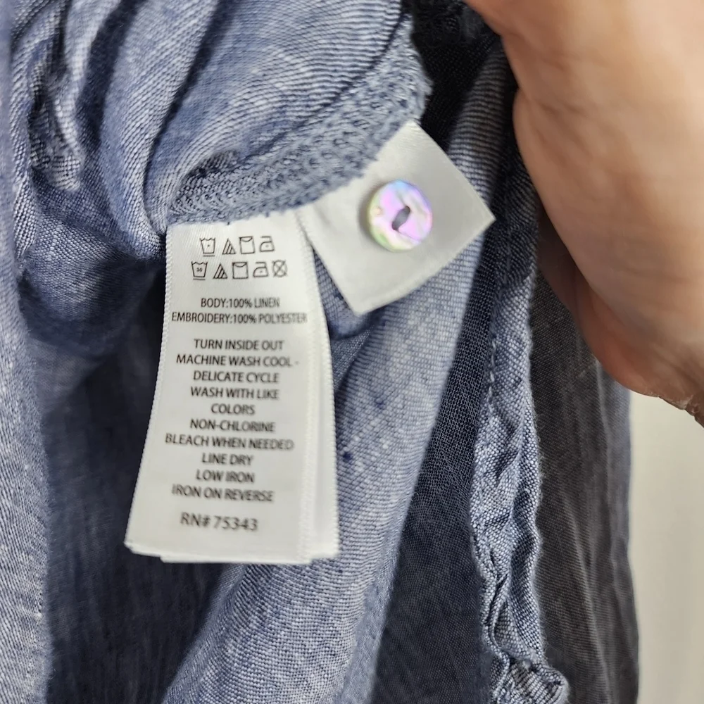 ARTISAN NY 100% LINEN V-NECK ROLL TAB SLEEVE TOP